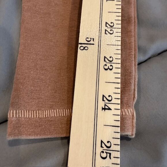 SKIMS Outdoor Leggings Pull on Tiger Clay Washed Color Soft Size Small - Picture 8 of 9